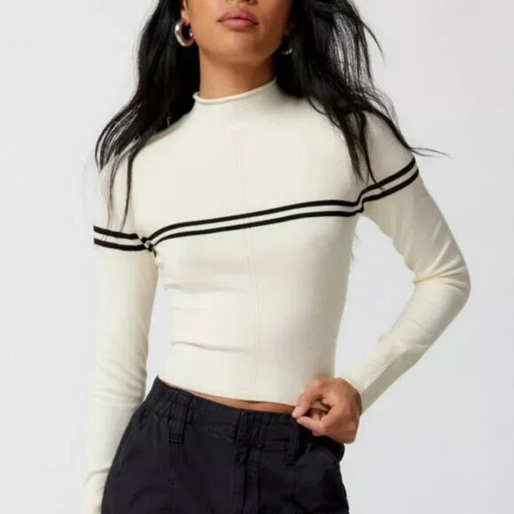Urban Outfitters Sweaters - NWT Urban Outfitters Angelo Mock Neck White Sweater